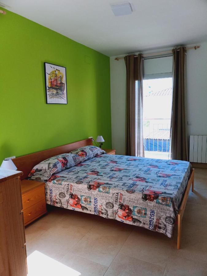 Chalet Amplio Con Jardin Y Zona Barbacoa. レウス エクステリア 写真